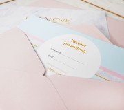 Voucher w wersji papierowej.