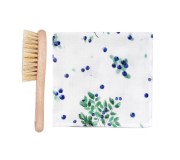 Szczotka na ciemieniuchę w zestawie z pieluszką jagódki